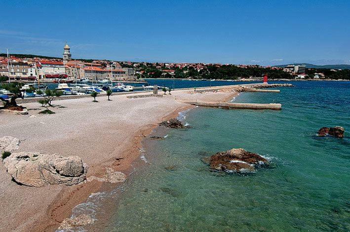 Apartman Jezevac Krk Town Eksteriør billede