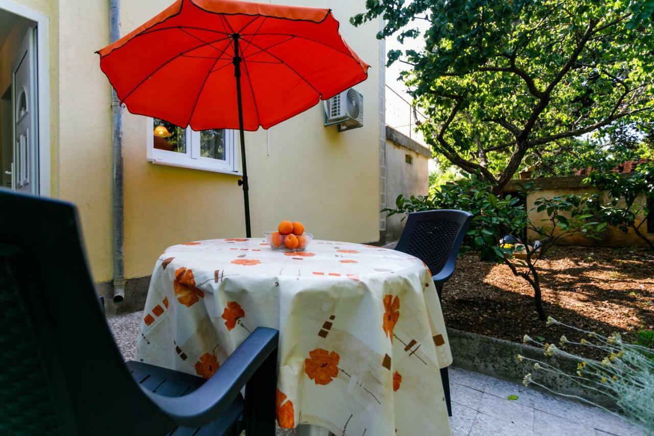 Apartman Jezevac Krk Town Eksteriør billede